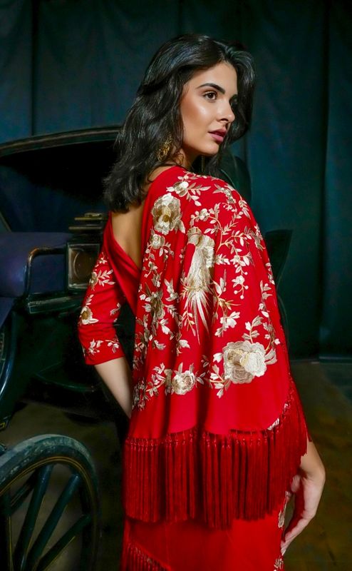 Mantón chanelando rojo intenso