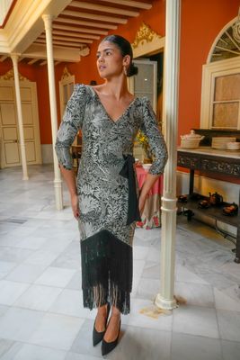 Vestido suspiro negro