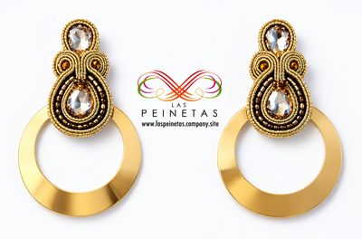 Aros dorados y soutache