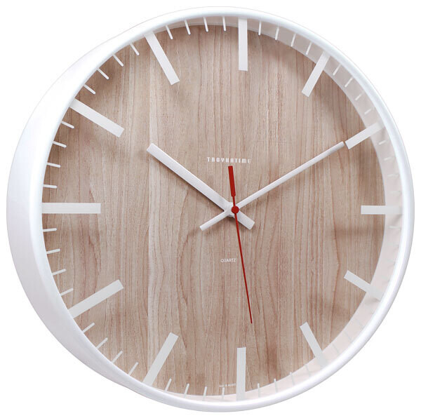 Часы настенные белый корпус с дизайном под светлое дерево, 30.5 см