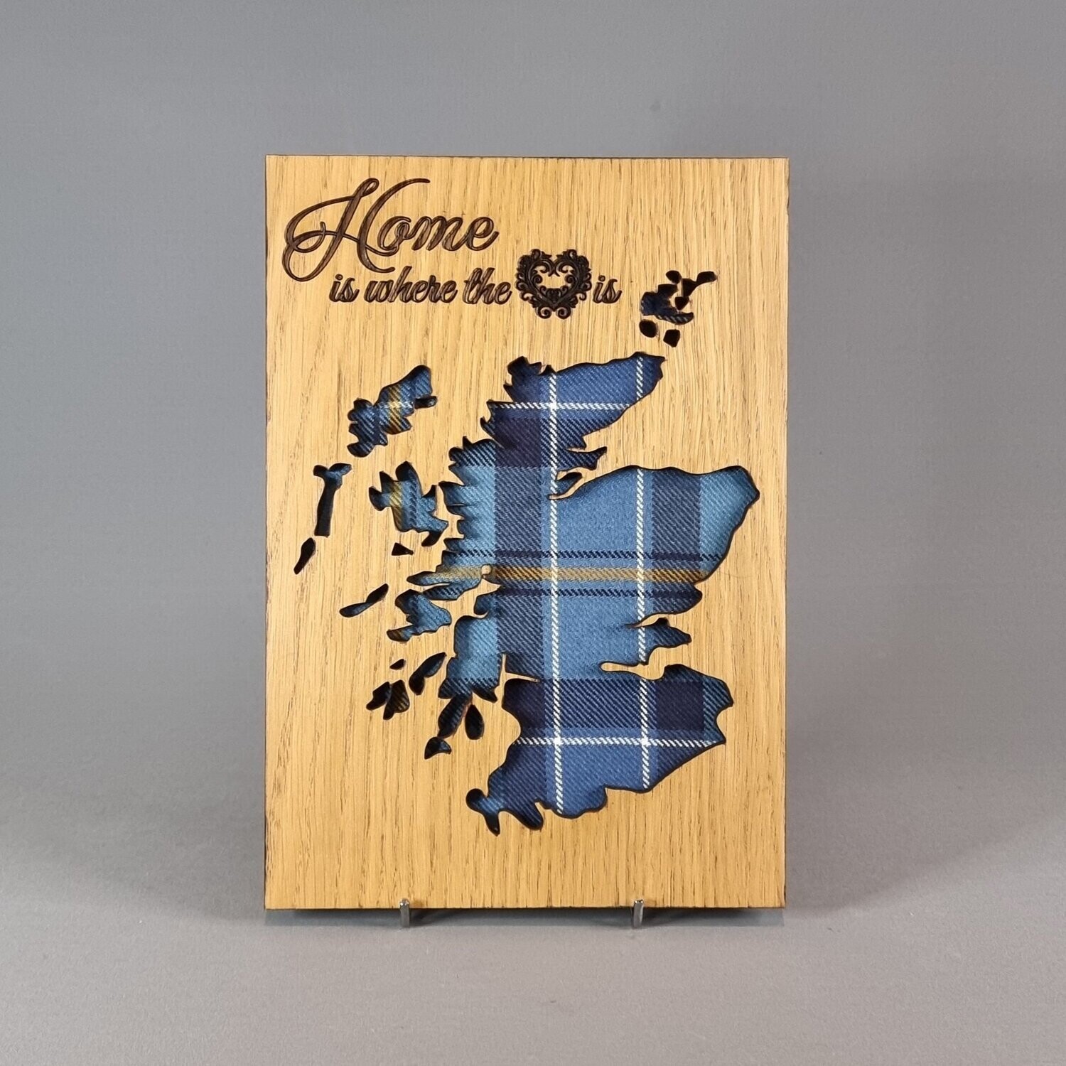 Scotland Map Oak Frame with Tartan
"Home is where the heart is.." Quote.