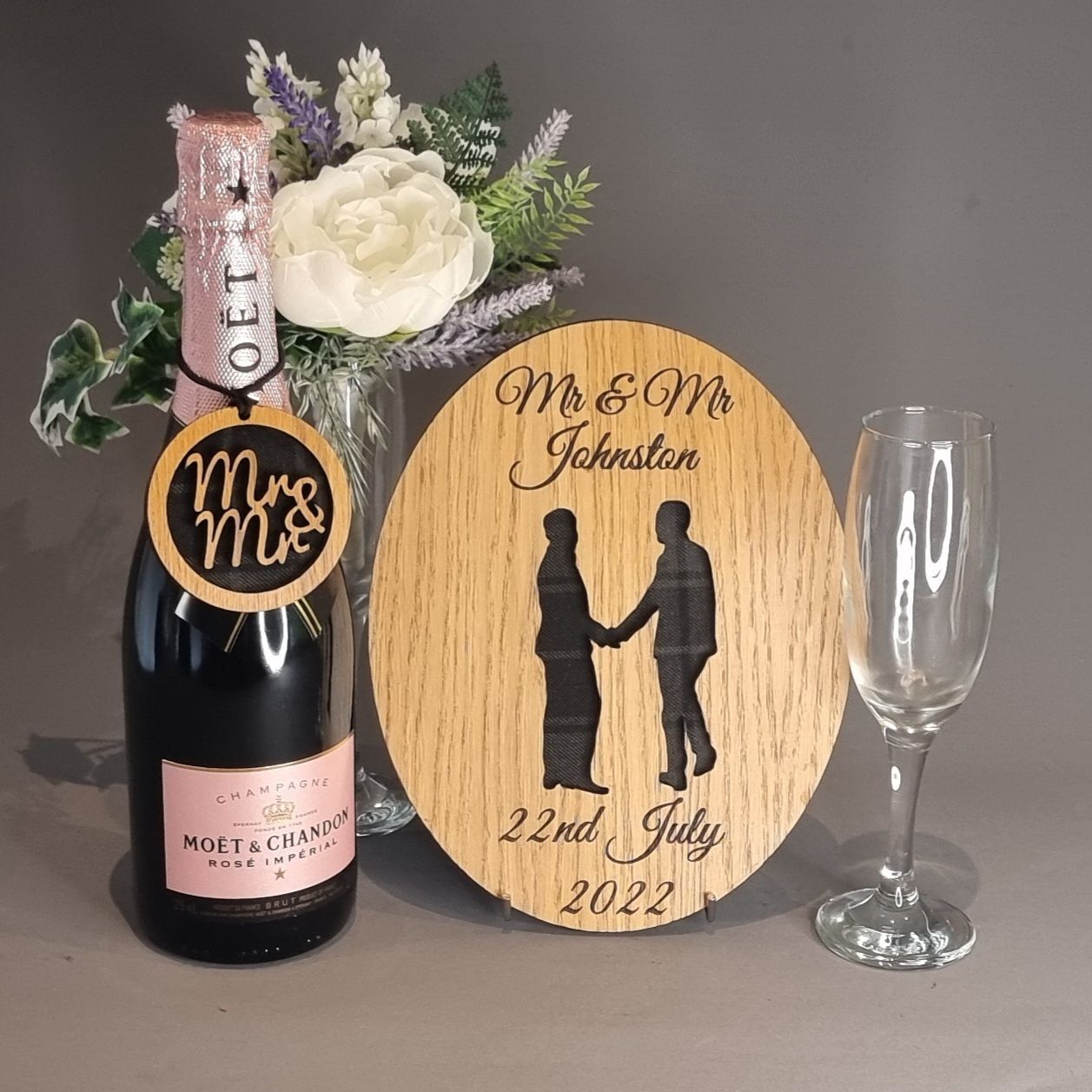 Mr & Mr Scottish couple Wee Wedding Frame - oval