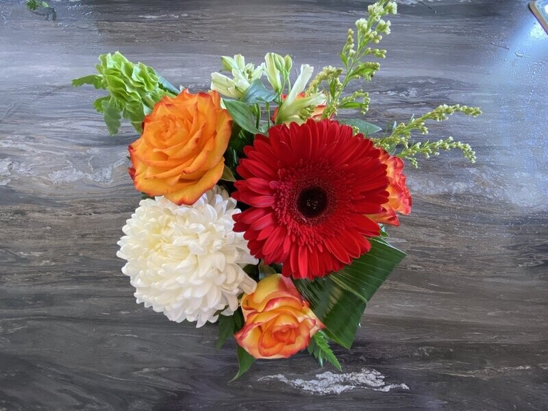 Medium Desk Arrangement