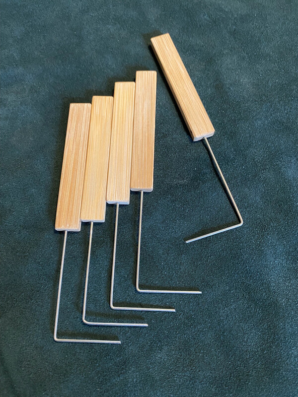 Grand Key Lifter