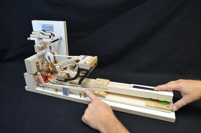 Renner Grand Action Model