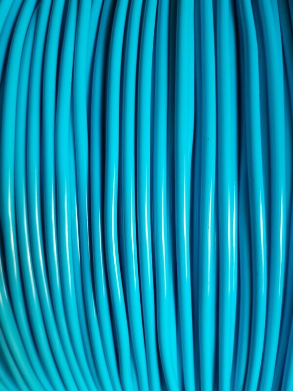 FIL BLEU TURQUOISE PLEIN DE 4mm DE DIAMETRE (environ)