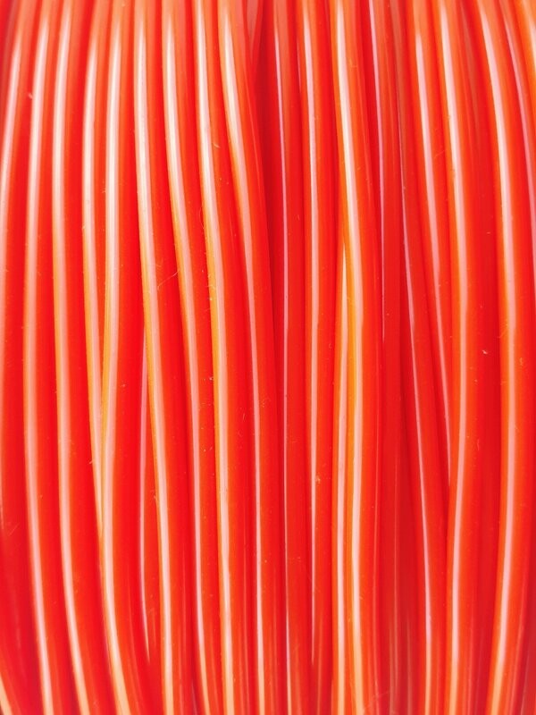 FIL ROUGE PLEIN DE 4mm DE DIAMETRE (environ)