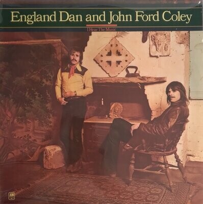 England Dan & John Ford Coley – I Hear The Music (1976)