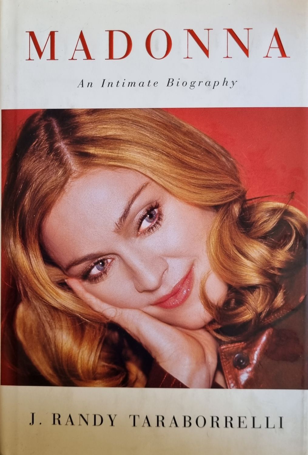 Madonna: An Intimate Biography - Taraborrelli, J. Randy [2001]