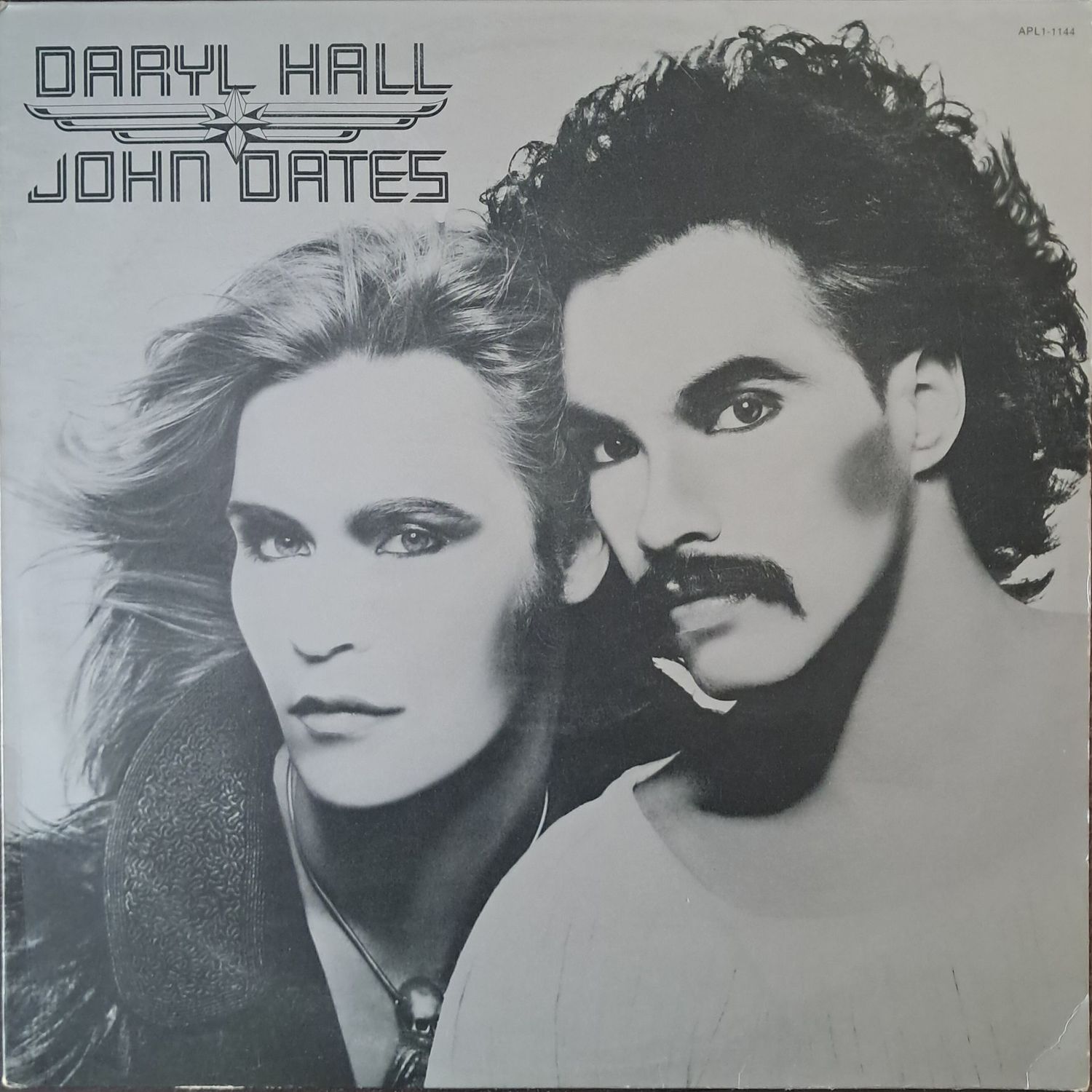 Daryl Hall & John Oates – Daryl Hall & John Oates (UK Pressing) (1975)