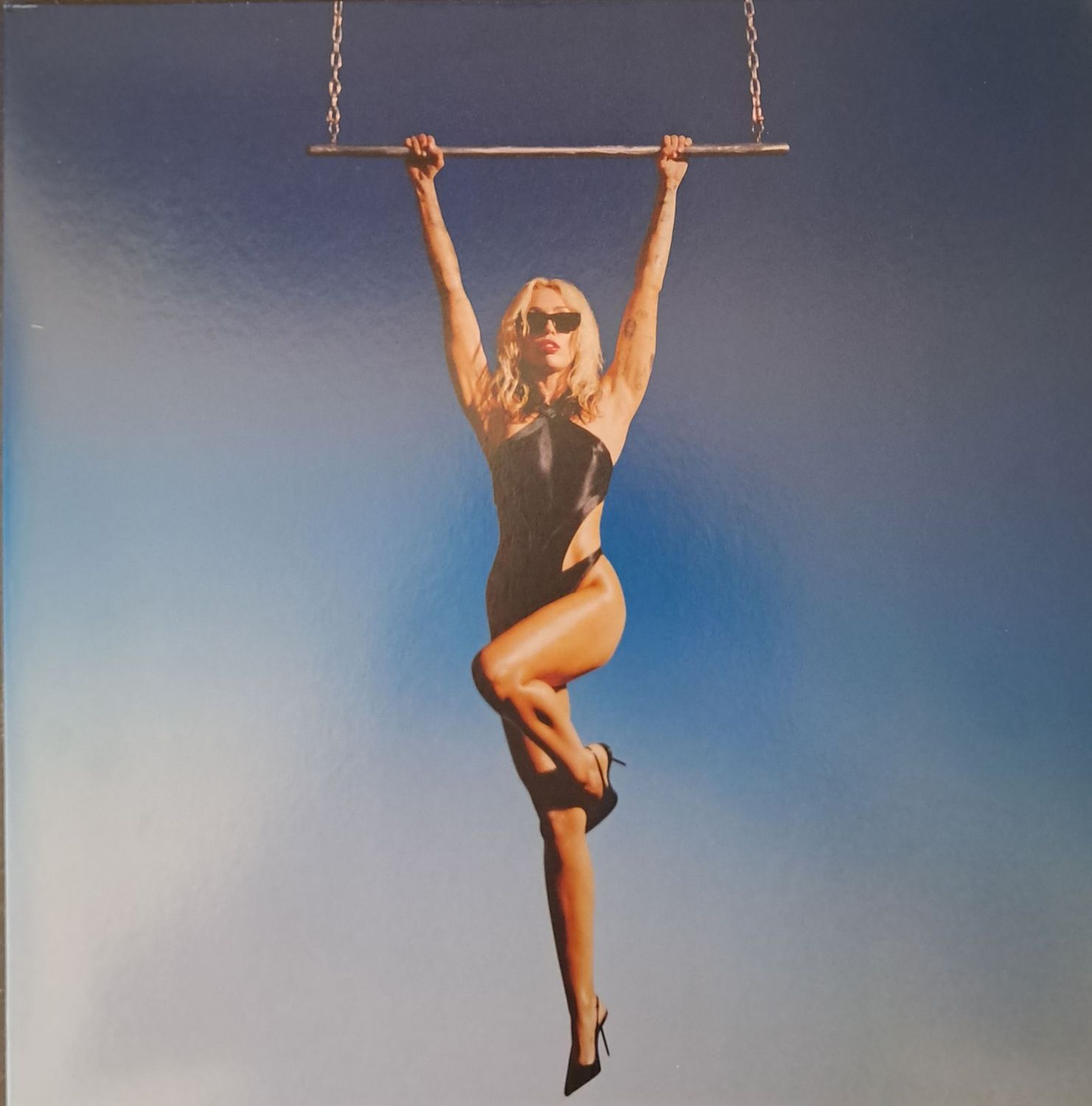 Miley Cyrus – Endless Summer Vacation (US Pressing - Stereo - 2023 - Gatefold)