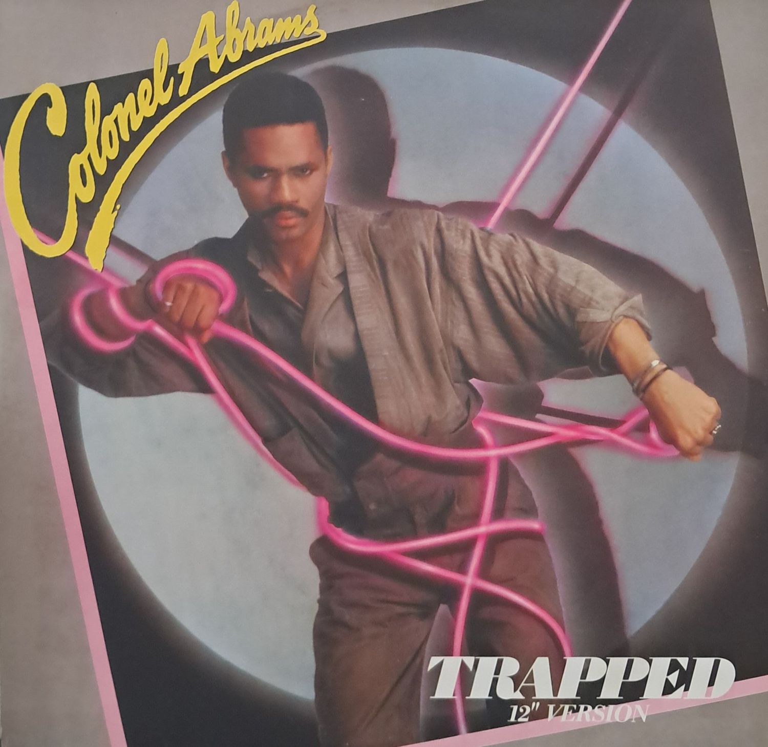 Colonel Abrams – Trapped (12" Maxi - Europe Pressing - 45RPM - 1985)