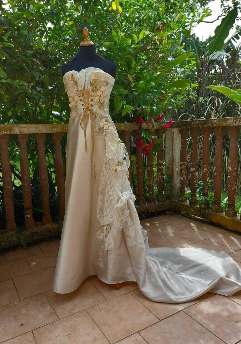 ​JESS 88 : ROBE DE MARIEE EN SATIN OTTOMAN