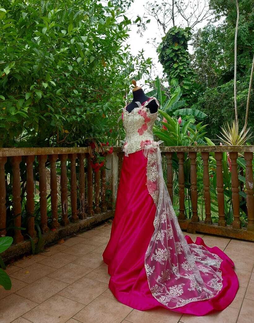 JESS 94 : ROBE DE MARIEE ILES CARAIBES
