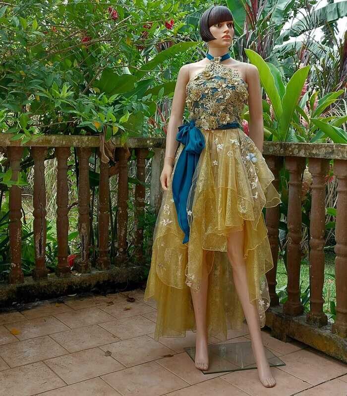 ​JESS 107 : TENUE DE SOIREE EN TULLE PAILLETE