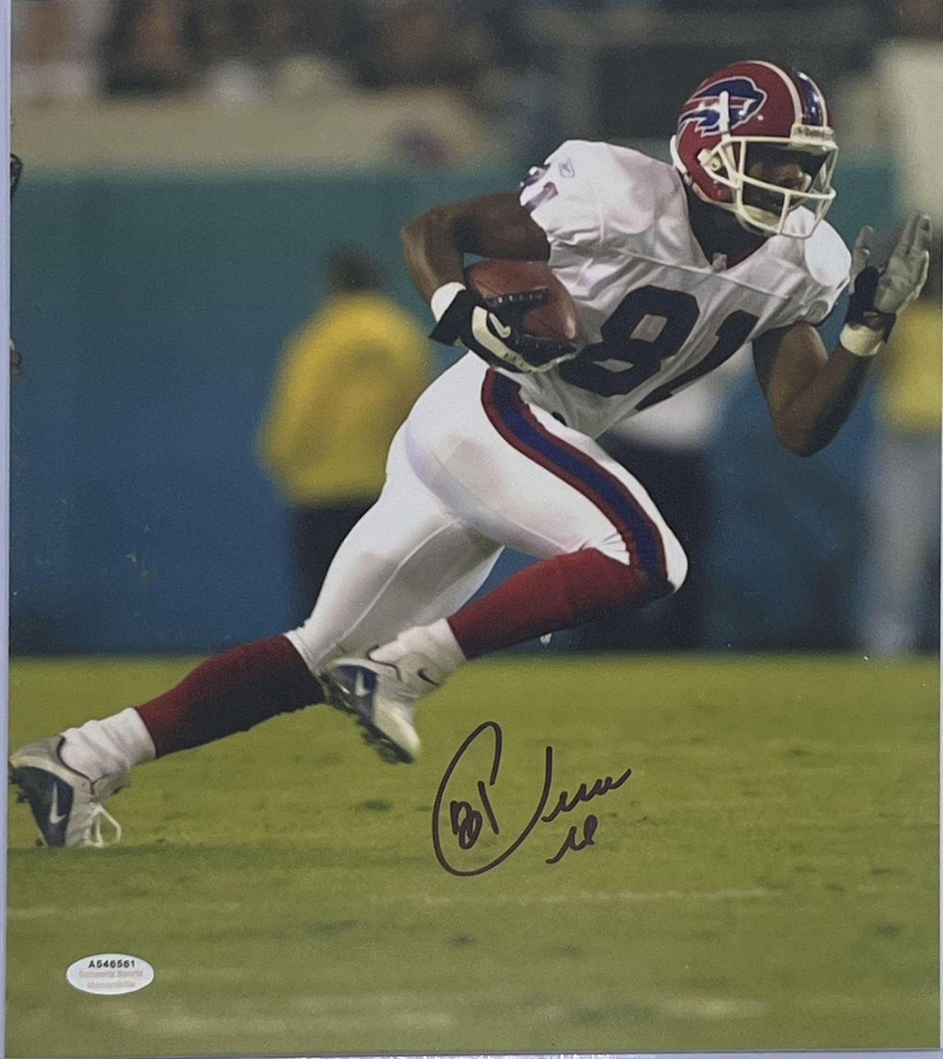 Peerless Price signed Photo - 8X10 (Schwartz)