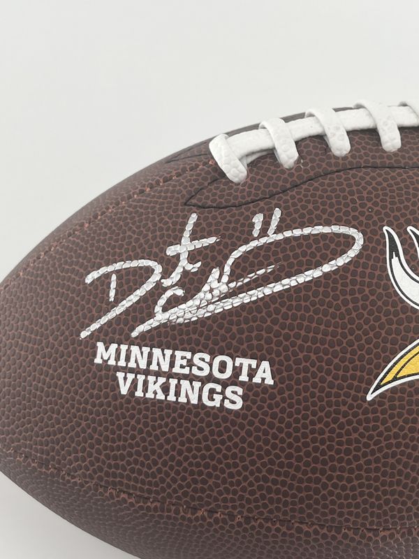 Daunte Culpepper Signed NFL Football - Logo Vikings