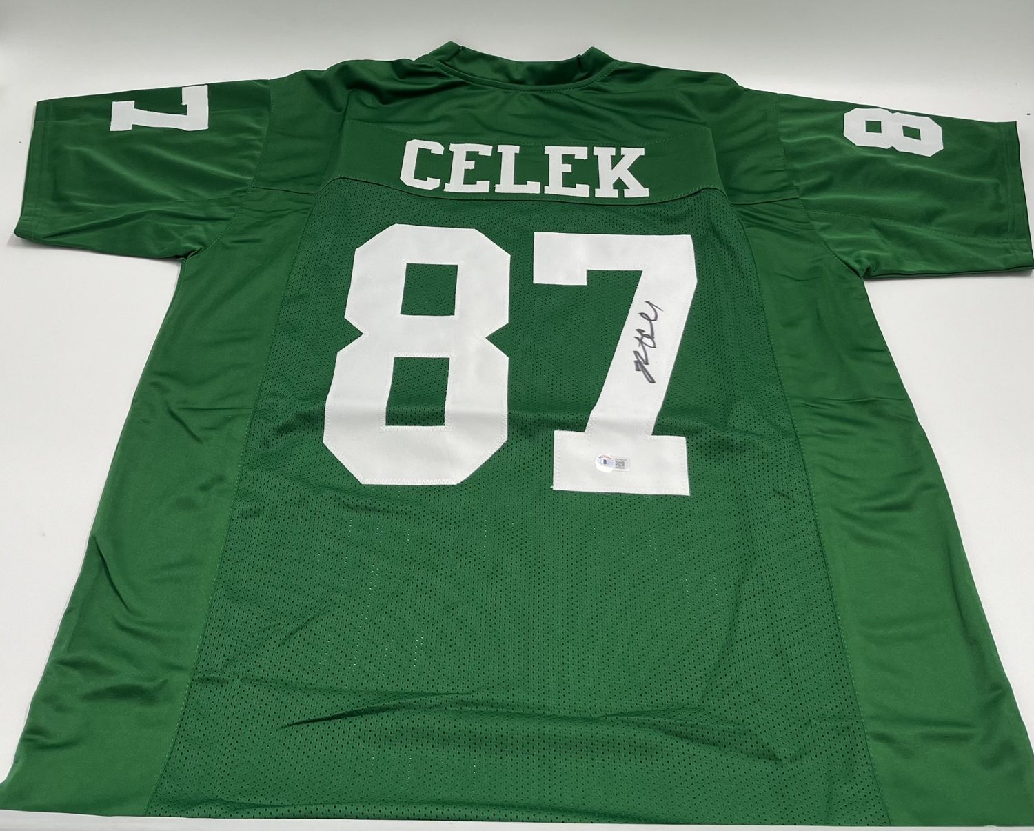 Brent Celek Signed Jersey (Beckett)