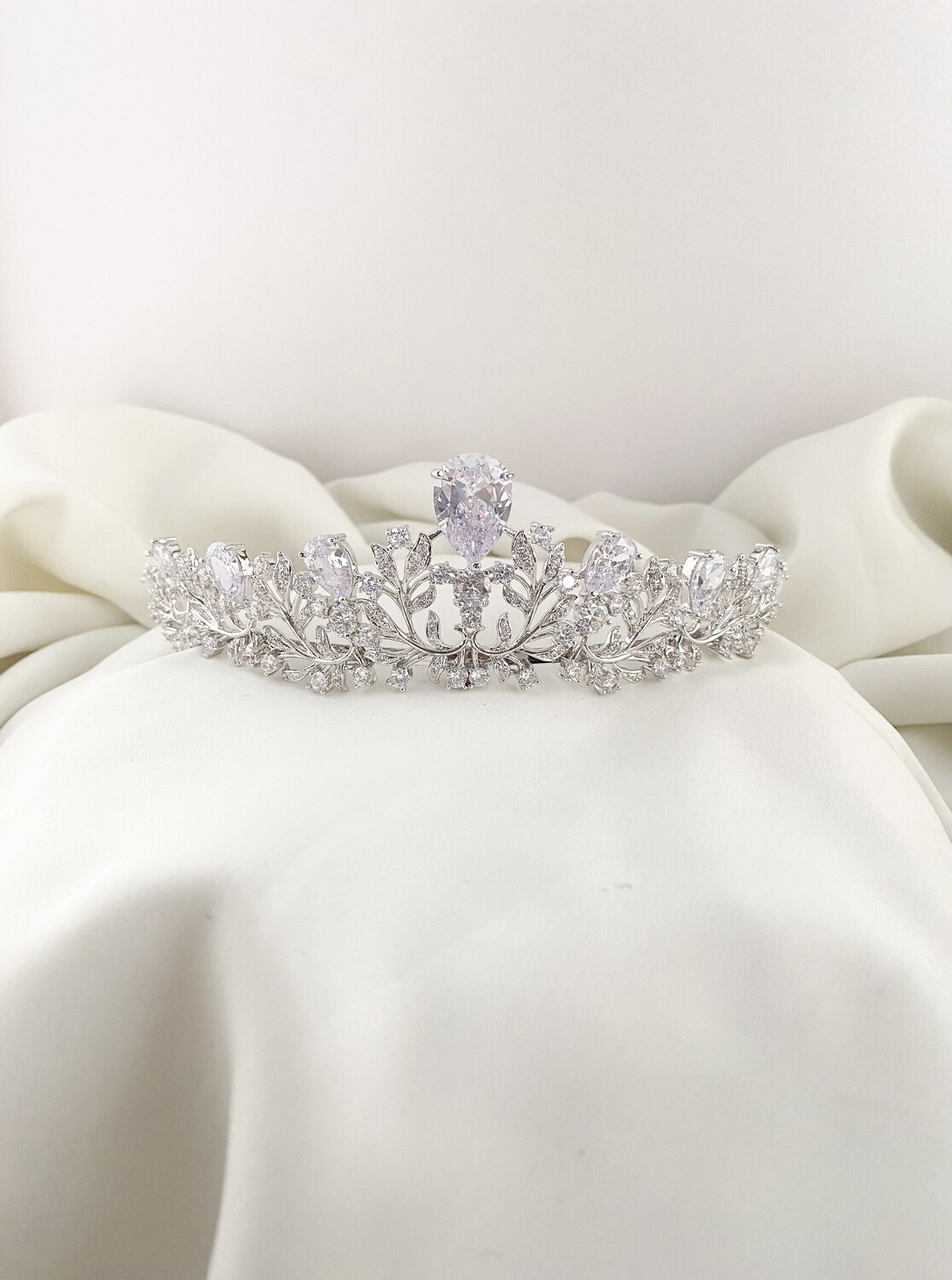 Charlotte Cz Diamond Teardrop Tiara