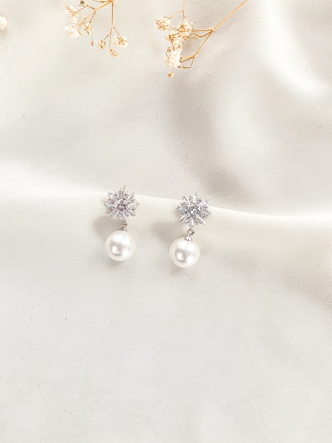 Ivy Cz diamond & Crystal Pearls Drop Earrings