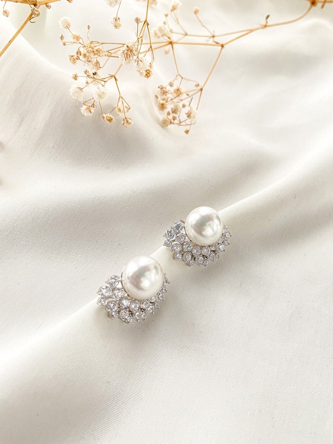 Ivy Cz Diamond Pearls Earrings