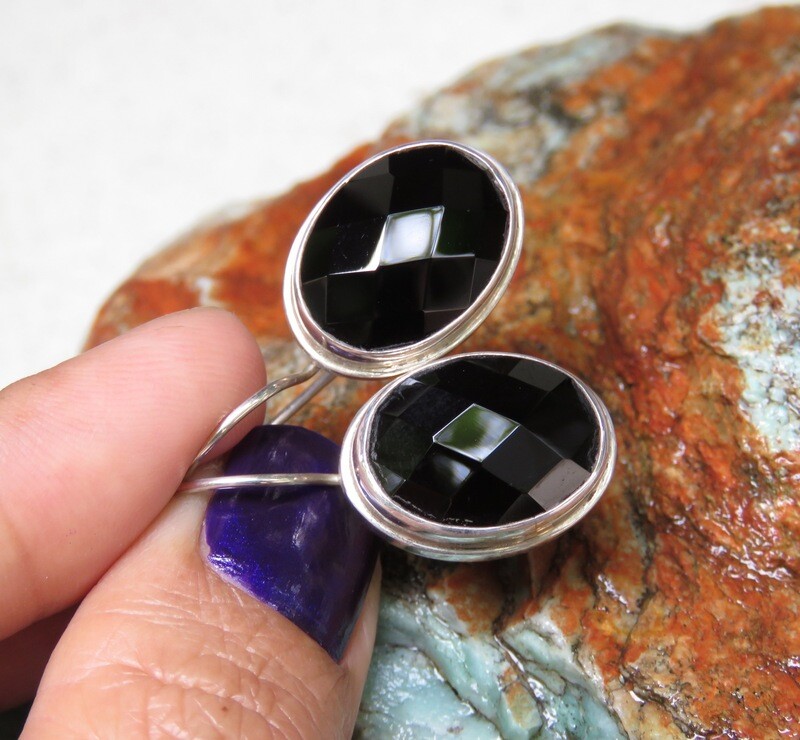 Sterling Silver Black Onyx Gemstone Earrings ER-1080