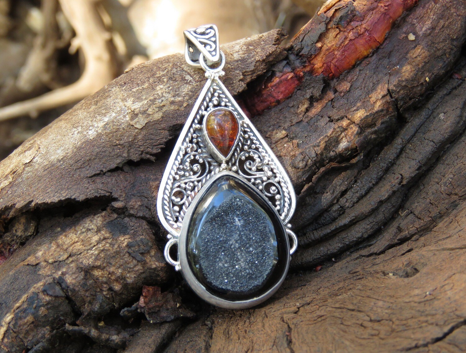 Sterling Silver Druzy Pendant with Prehistoric Amber Gemstone SP-1127