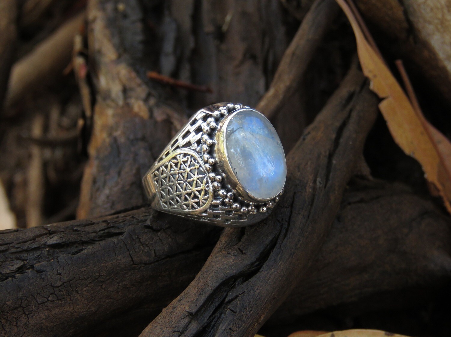 Sterling Silver Rainbow Moonstone Unisex Ring RI-967