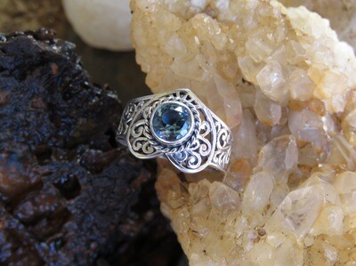 Sterling Silver Heart Design Blue Topaz Gemstone Ring RI-987