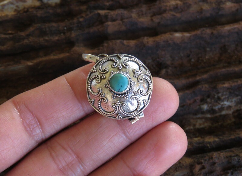 Sterling Silver Turquoise Bali Locket Pendant LP-307