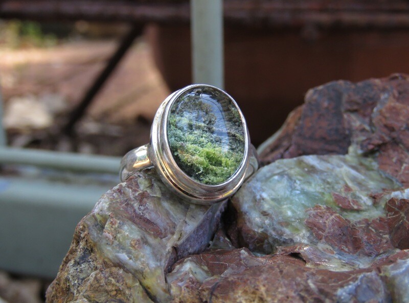 Sterling Silver Garden Quartz Women&#39;s Ring RI-1002