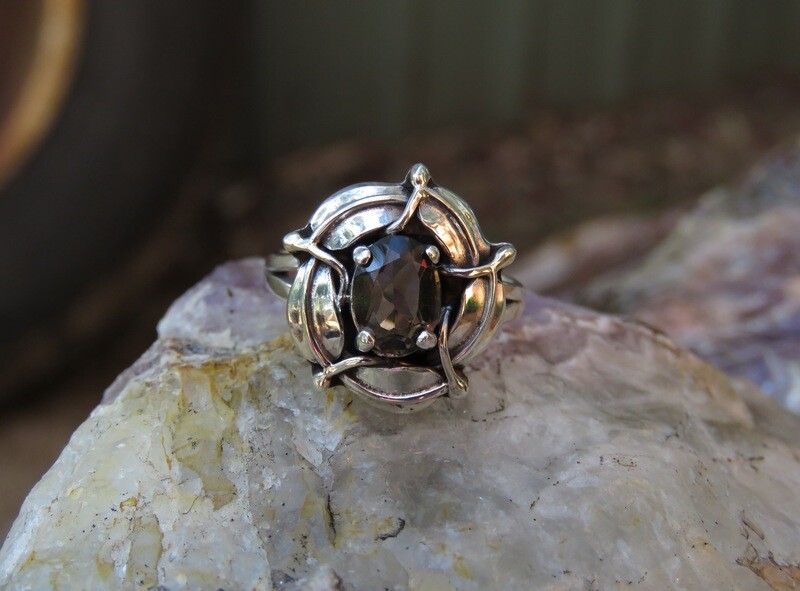 Sterling Silver Smokey Quartz Handcast Ring RI-1004