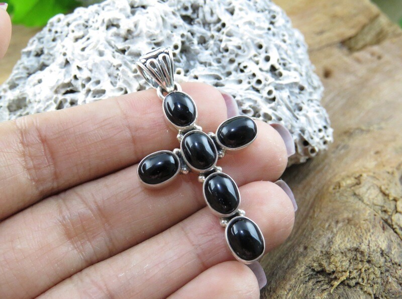Sterling Silver Black Onyx Gemstone Cross Pendant SP-1161