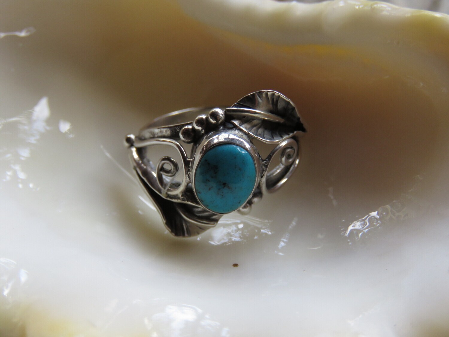 Sterling Silver, Turquoise Gemstone, Leaf Design, Gemstone Ring RI-1026