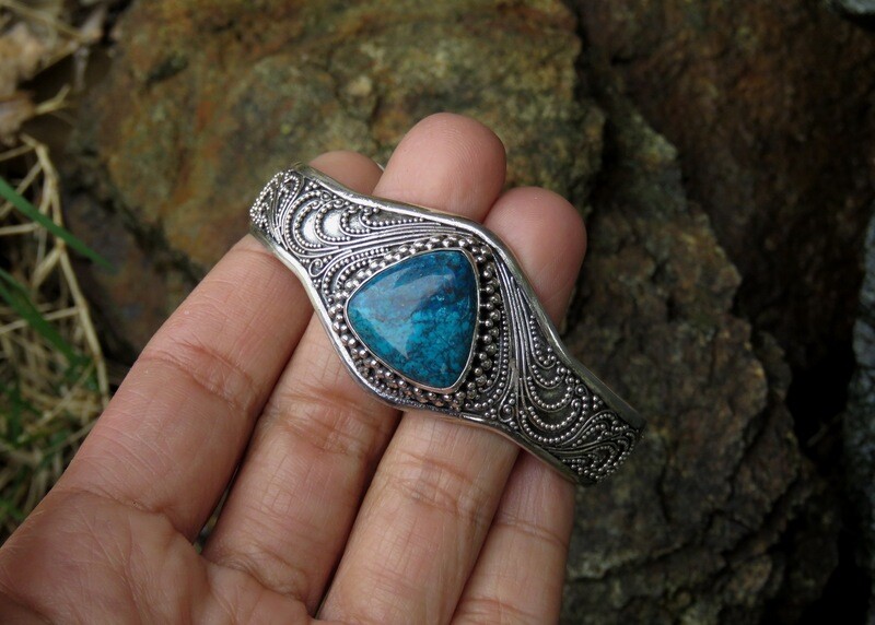 Sterling Silver, Chrysocolla Gemstone, Bali Bangle SBB-632