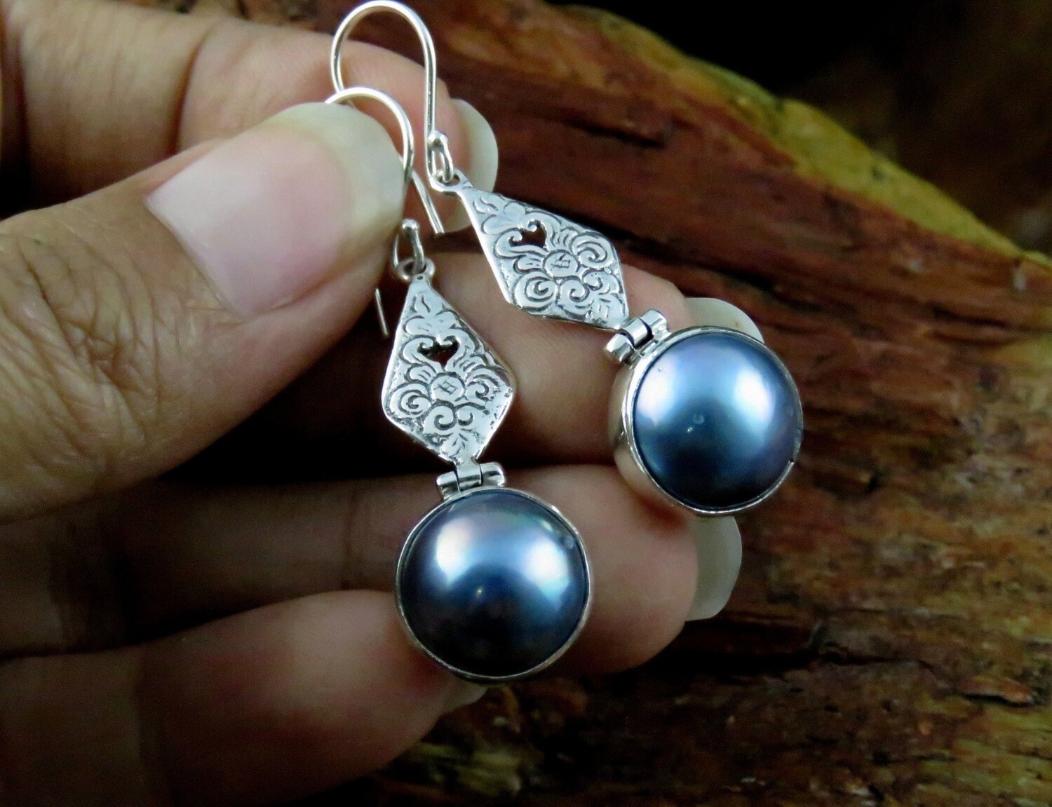 Sterling Silver Mabe Pearl Dangle Earrings ER-1108