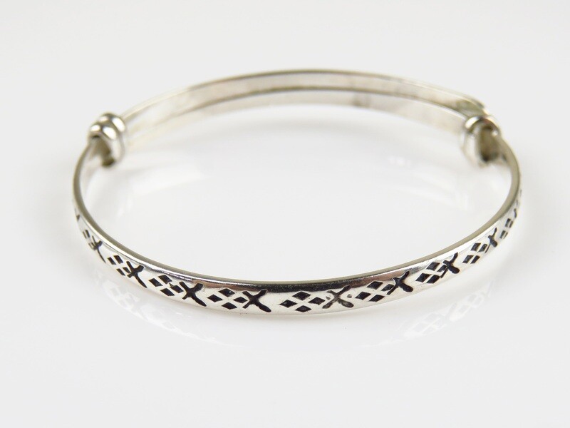 Sterling Silver, Baby Bangle SBB-657