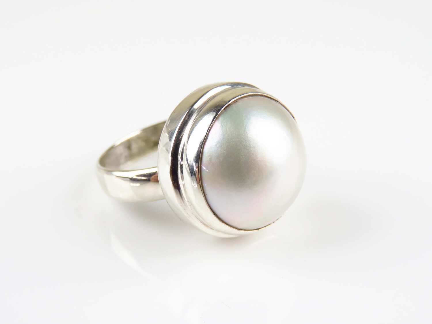 Sterling Silver, Round Shape, Pearl Ring RI-1107