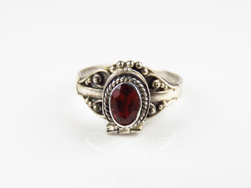 Sterling Silver, Garnet Gemstone, Bali Motif, Locket Ring LR-137