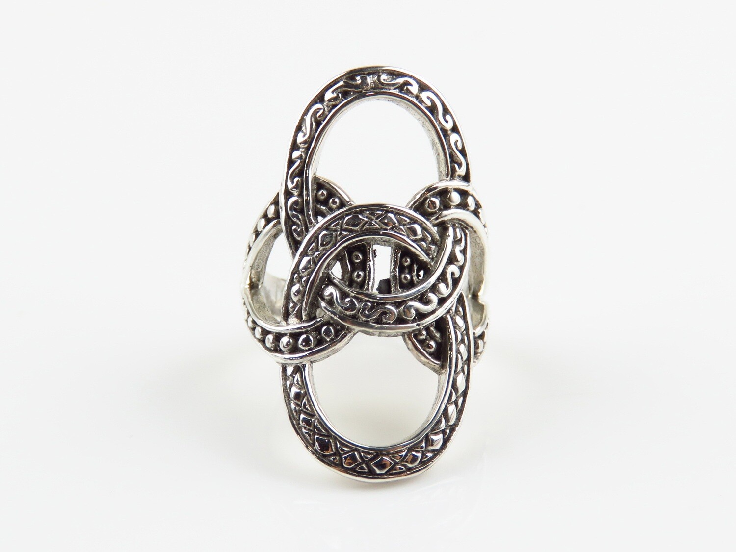 Sterling Silver, Circle Interlocking Design Ring SR-369