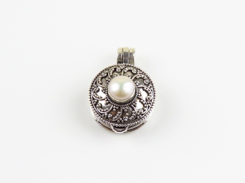Sterling Silver, Pearl, Round Locket Pendant LP-327