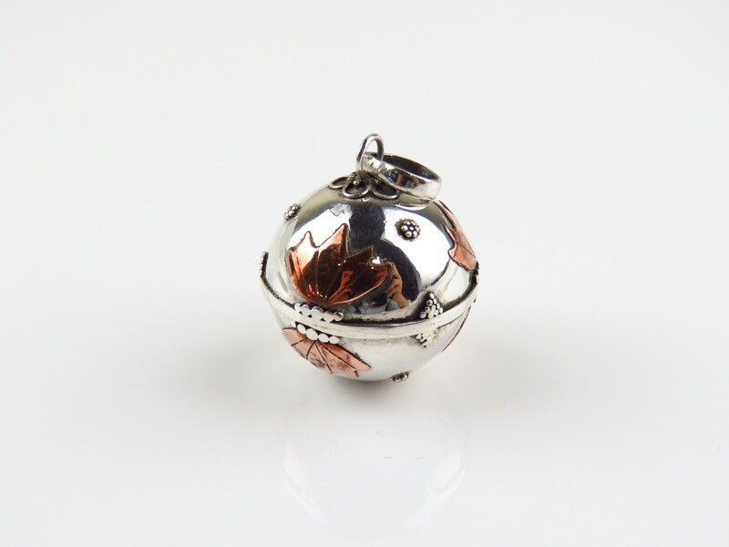 Sterling Silver, Jawan, Leaf Motif, Chime Ball Pendant CH-433
