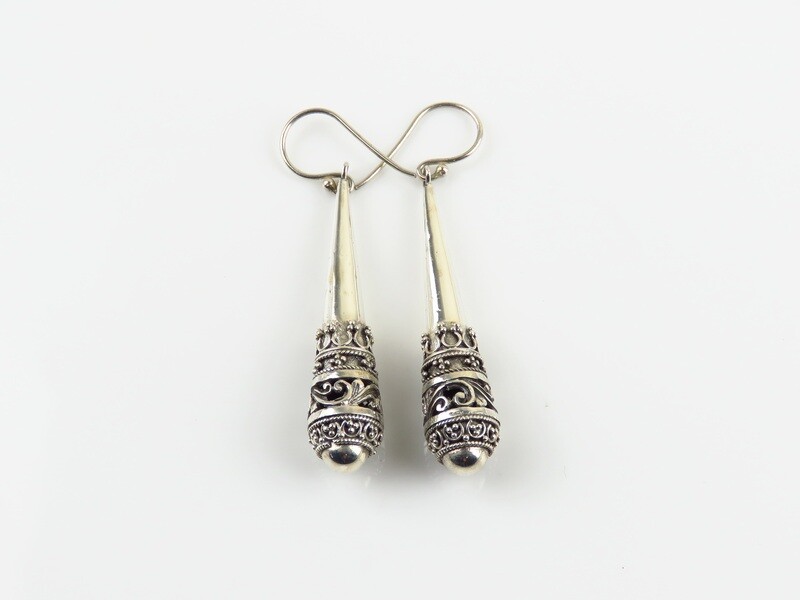 Sterling Silver, Jawan Motif, Dangle Earrings SE-468