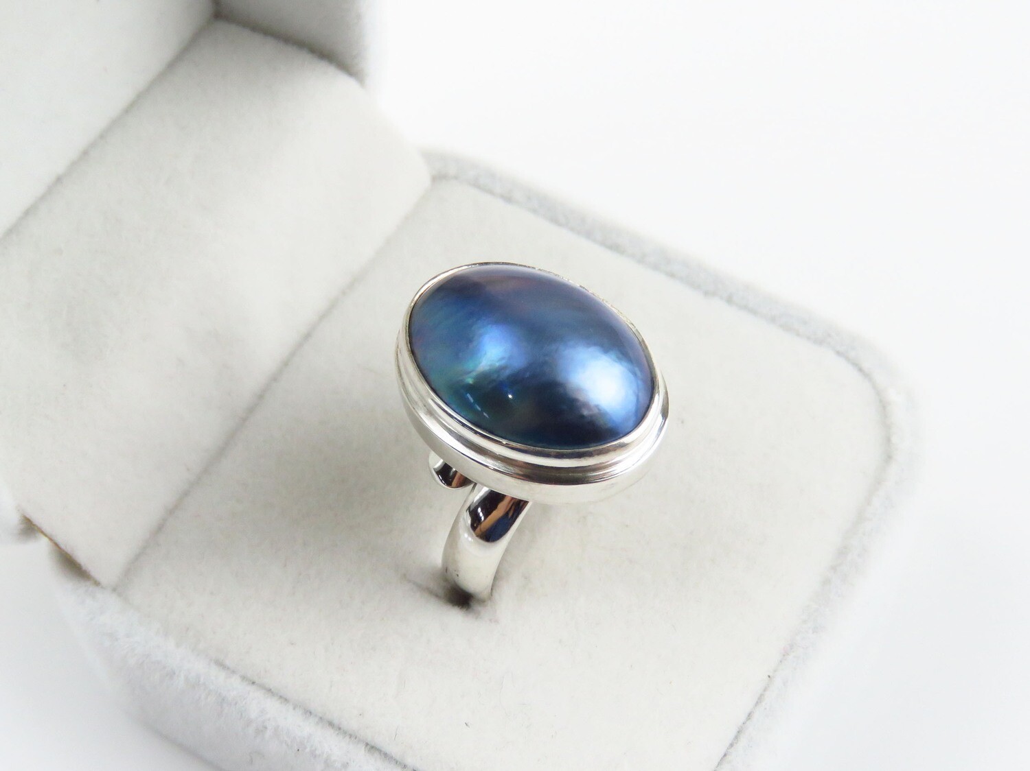 Sterling Silver, Mabe Pearl Ring RI-1135