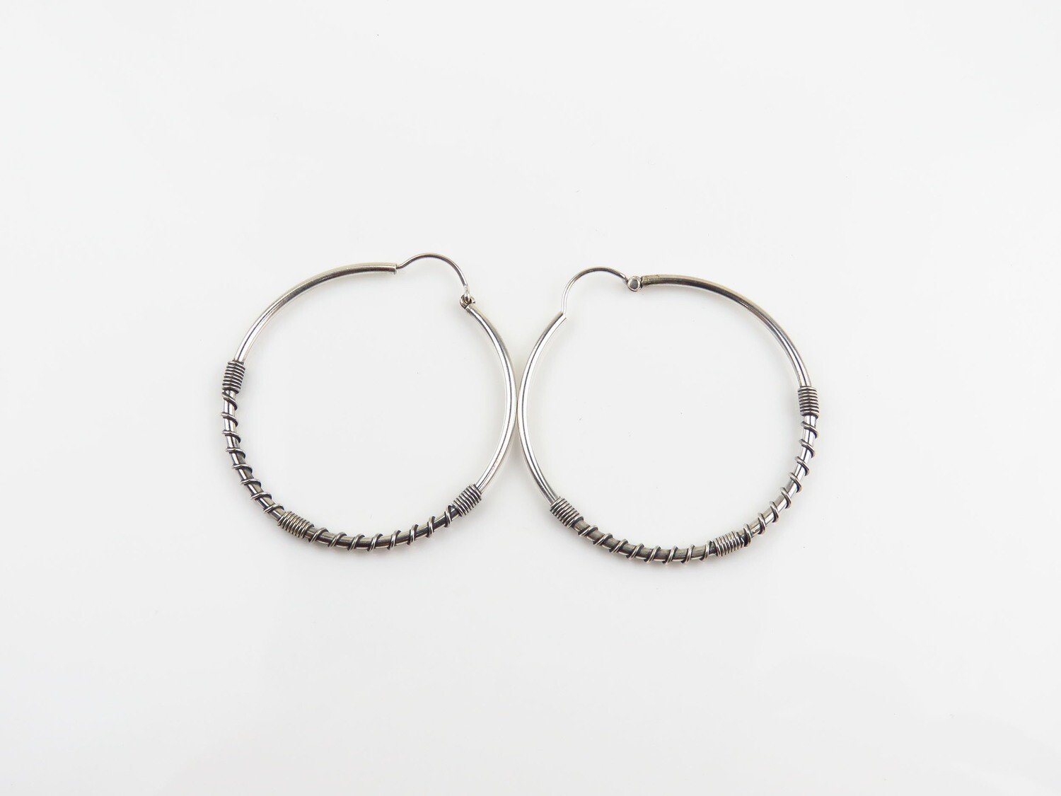 Sterling Silver, Woman's Hoop Earrings SE-478