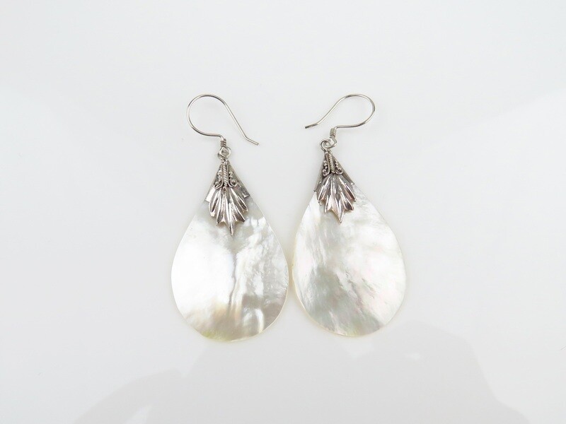 Sterling Silver, White Shell, Dangle Earrings SSE-136
