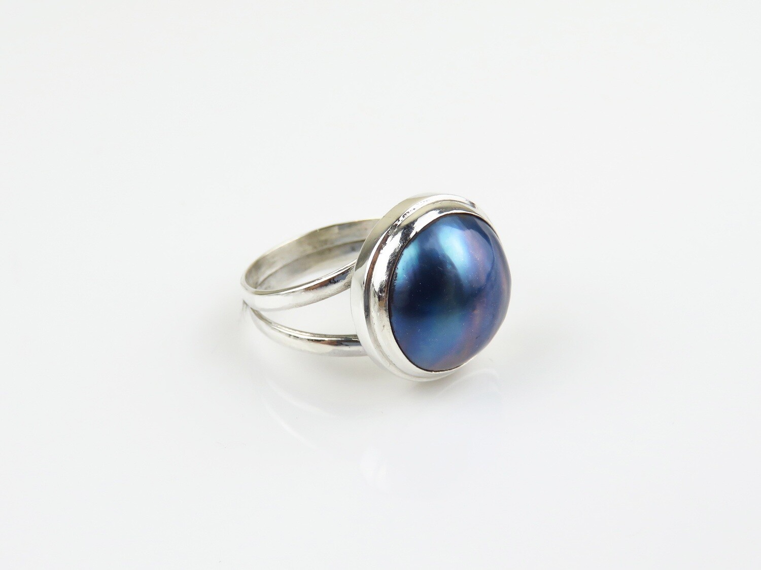 Sterling Silver, Mabe Pearl Ring RI-1158