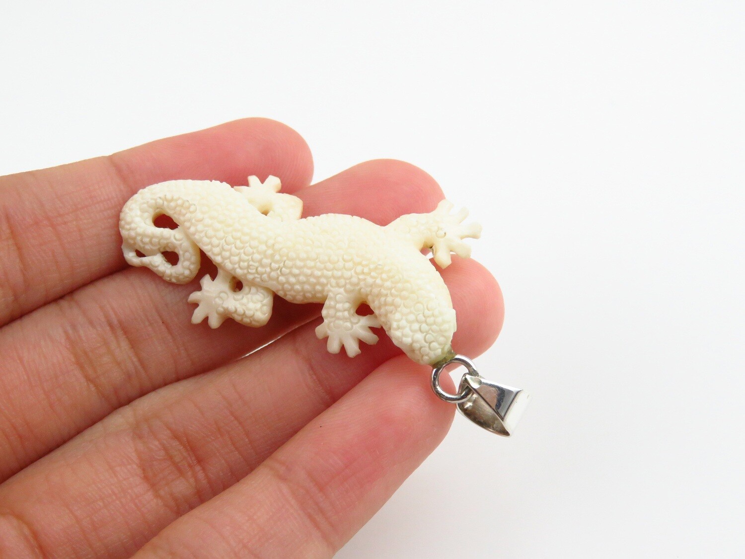 Sterling Silver, Carved Ox Bone, Gecko Design Pendant BP-153