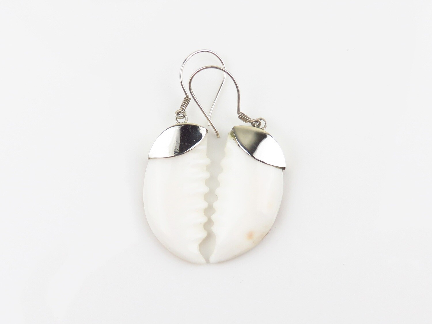 Sterling Silver, Shell, Dangle Earrings SSE-167