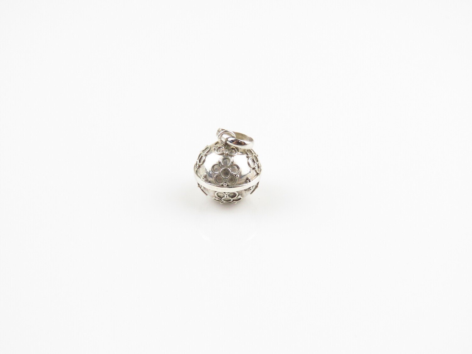 Sterling Silver, Flower Pattern, Chime Ball Pendant CH-462